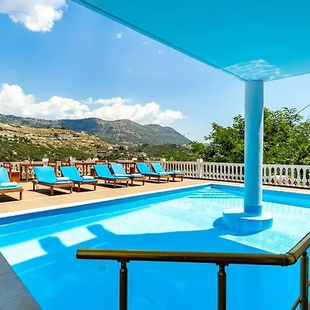 Appartement Luxury 2 - Goro W Pool, Parking And *