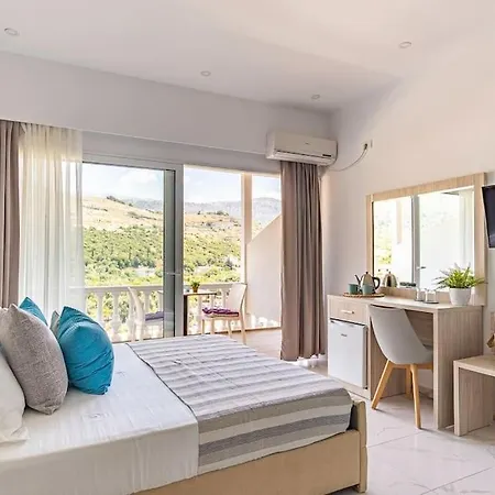 Luxury 2 - Goro W Pool, Parking And Apartment *
